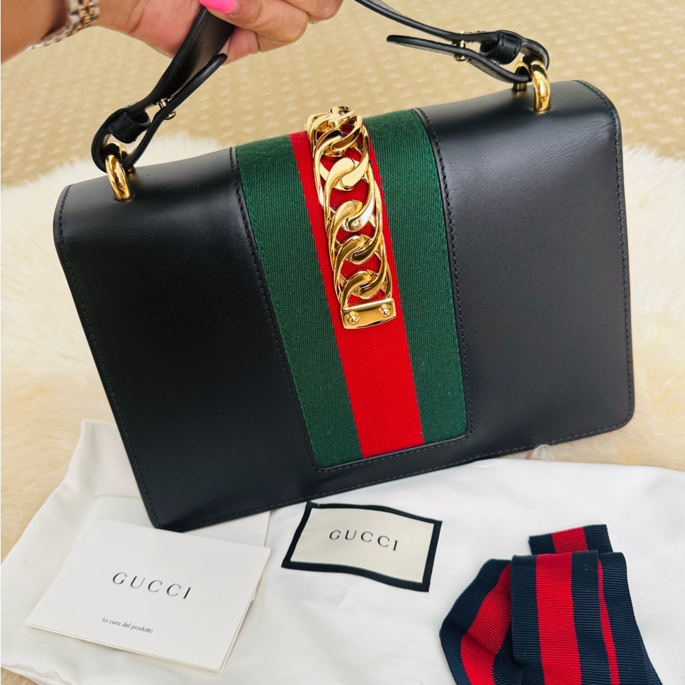 Gucci Sylvie Bag - Picture 13 of 13